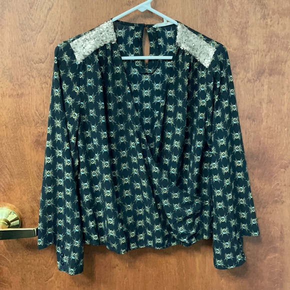 House of Harlow skull top - Picture 3 of 10